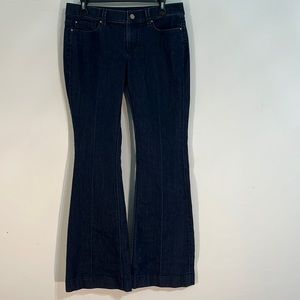 ANN TAYLOR Modern fit women’s denim flared Jeans Size 8